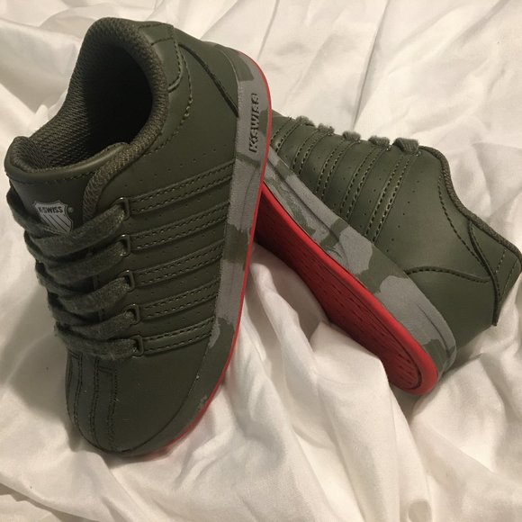 K Swiss Other - Classic K Swiss style Toddler Sneaker